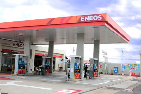 ガソリンスタンド外観写真