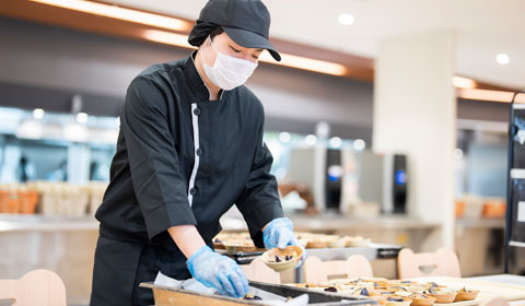 パート・アルバイトが働いている様子